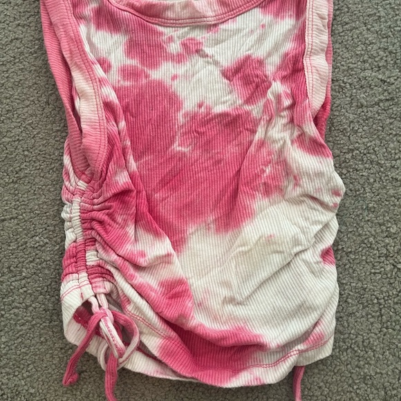 Tank top bundle - Picture 11 of 11